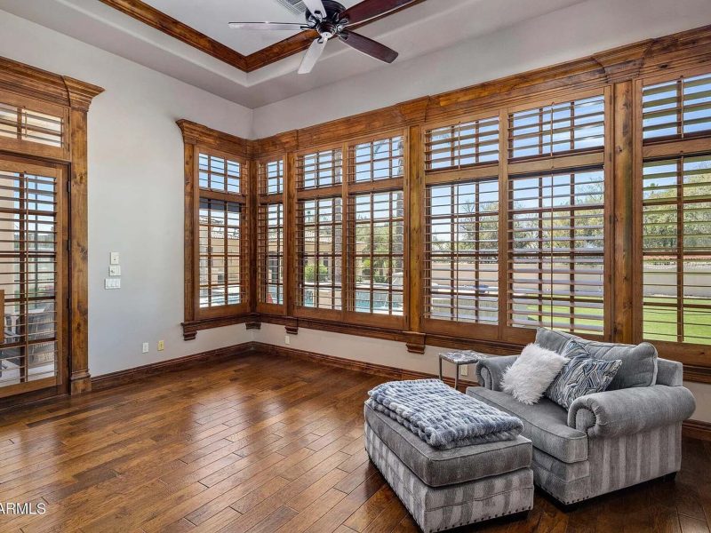 a13df5cf84ef327f9de4f779fd4fadc1-uncropped_scaled_within_1536_1152